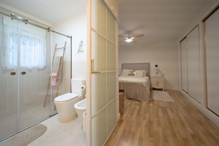 Image No.13-4 Bed Villa for sale