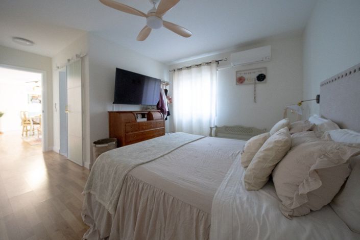 Image No.14-4 Bed Villa for sale