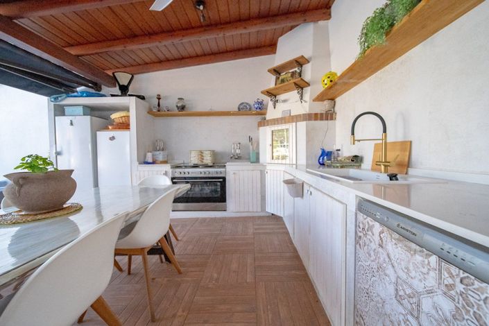 Image No.32-4 Bed Villa for sale