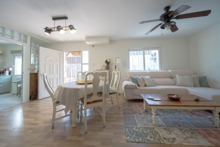 Image No.5-4 Bed Villa for sale