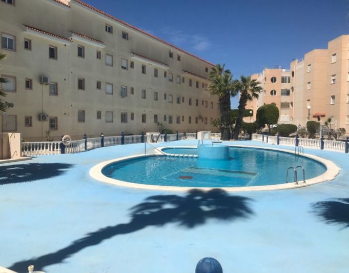 Image No.1-Appartement de 3 chambres à vendre à Torrevieja