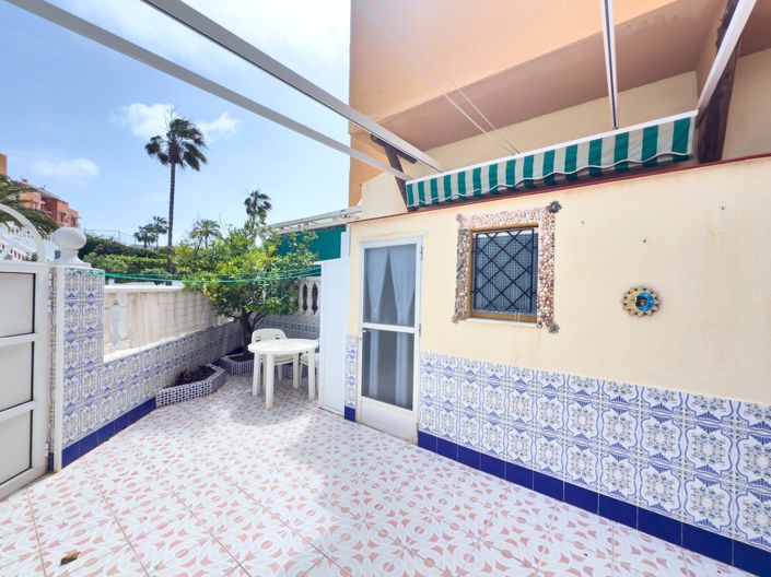 Image No.1-1 Bed Bungalow for sale