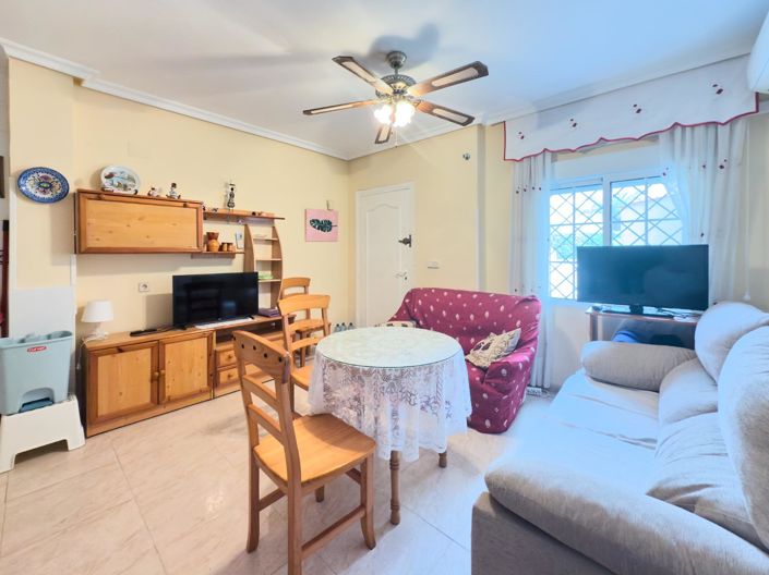 Image No.2-1 Bed Bungalow for sale