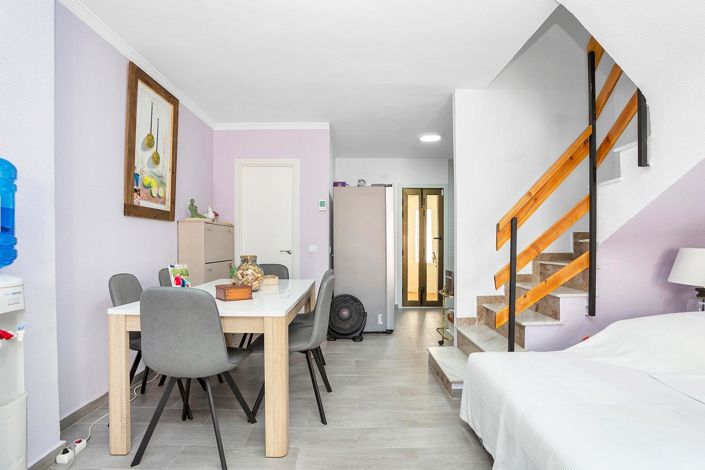 Image No.5-2 Bed Townhouse for sale