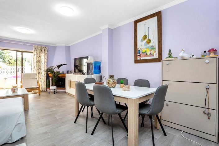 Image No.6-2 Bed Townhouse for sale