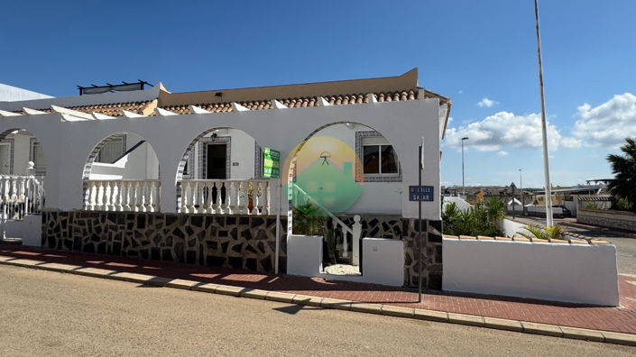 Image No.1-2 Bed Villa for sale