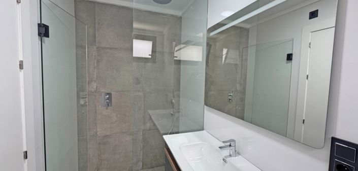 Image No.47-4 Bed Villa for sale