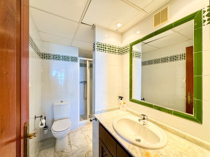 Image No.28-3 Bed Apartment for sale