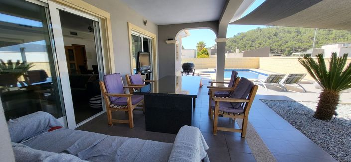 Image No.6-4 Bed Villa for sale