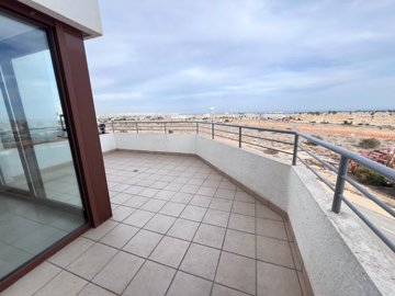 apartment-for-sale-in-lomas-de-campoamor-es50