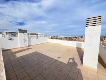 apartment-for-sale-in-lomas-de-campoamor-es50
