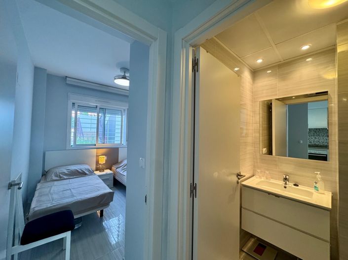 Image No.13-2 Bed Apartment for sale