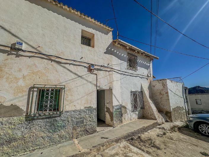 Image No.1-3 Bed Villa for sale