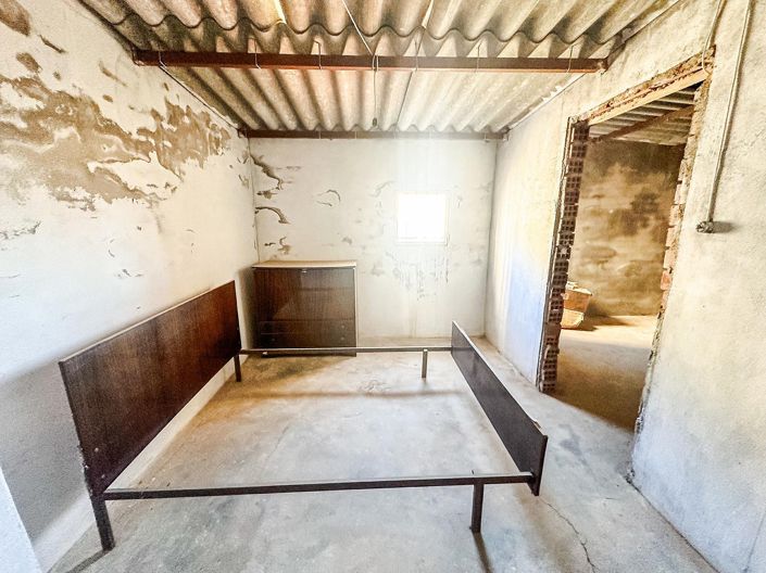 Image No.10-3 Bed Villa for sale