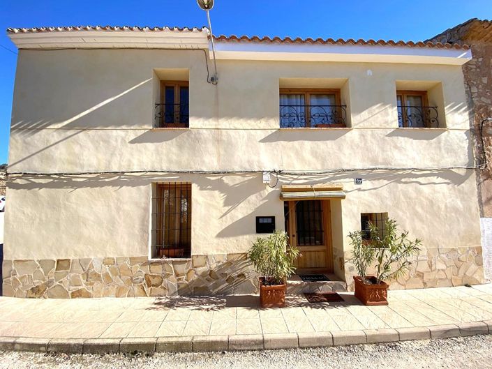 Image No.1-Maison de campagne de 3 chambres à vendre à Pinoso