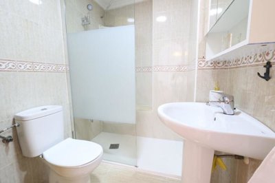 30057-apartment-for-sale-in-torrevieja-10-lar