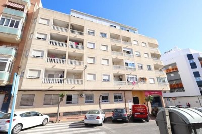 30057-apartment-for-sale-in-torrevieja-15-lar