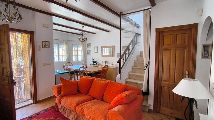 Image No.3-2 Bed Villa for sale