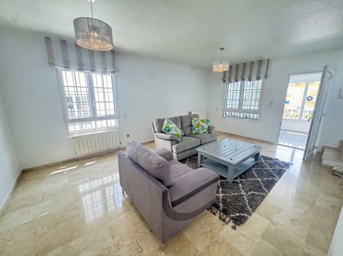 Image No.6-Villa de 3 chambres à vendre à Villamartin