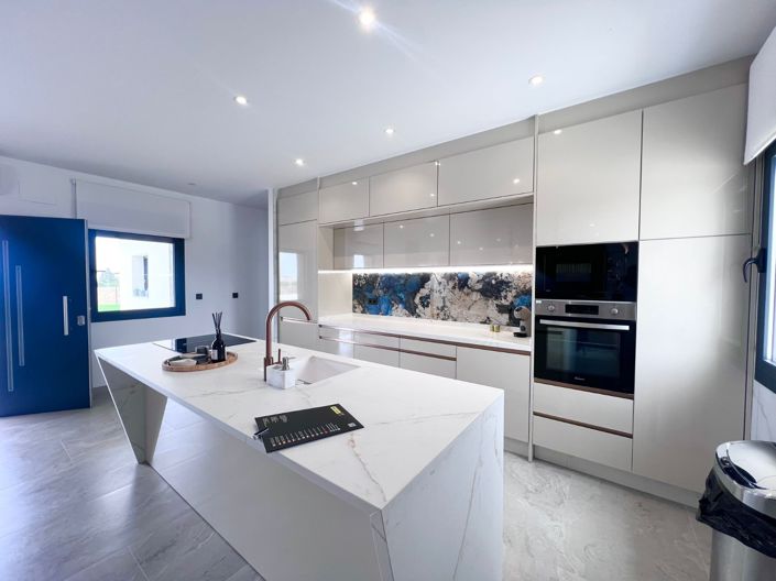 Image No.7-4 Bed Villa for sale