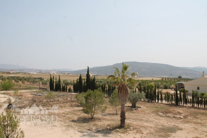 Image No.26-4 Bed Country House for sale