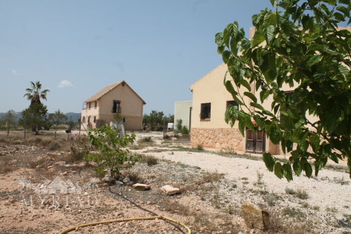 Image No.33-4 Bed Country House for sale