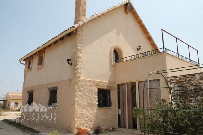 Image No.36-4 Bed Country House for sale