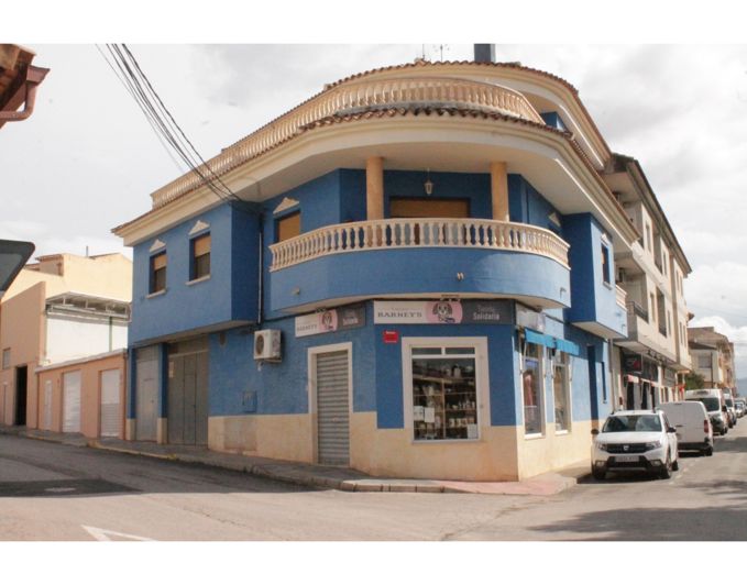 Image No.2-5 Bed Townhouse for sale