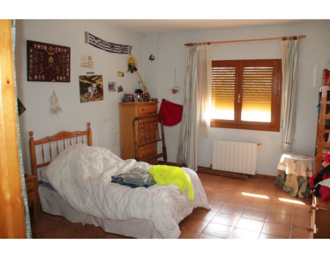 Image No.33-5 Bed Townhouse for sale