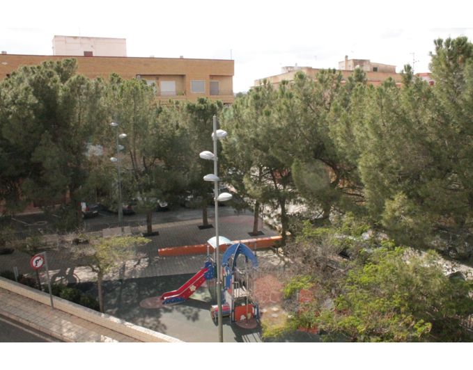 Image No.44-5 Bed Townhouse for sale