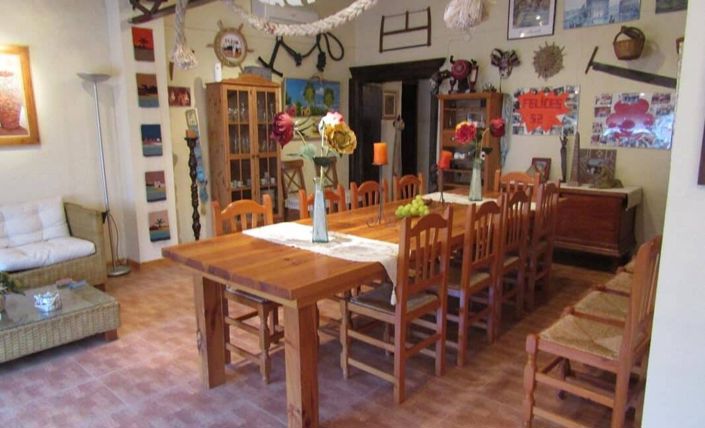 Image No.32-6 Bed Country House for sale