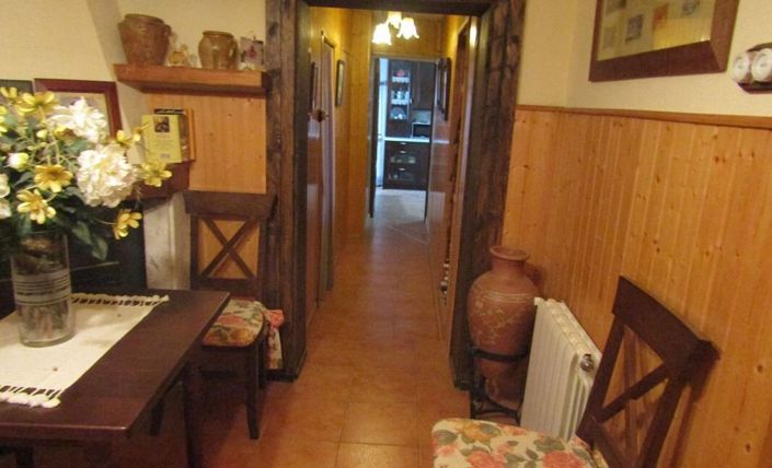 Image No.9-6 Bed Country House for sale