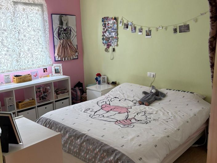 Image No.13-4 Bed Townhouse for sale