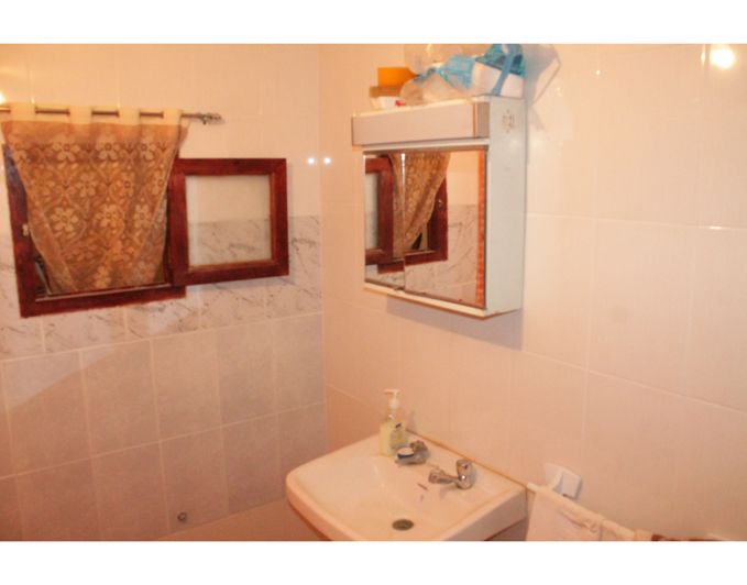 Image No.11-6 Bed Country House for sale