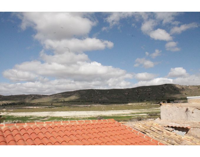 Image No.19-6 Bed Country House for sale