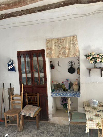 Image No.39-6 Bed Country House for sale