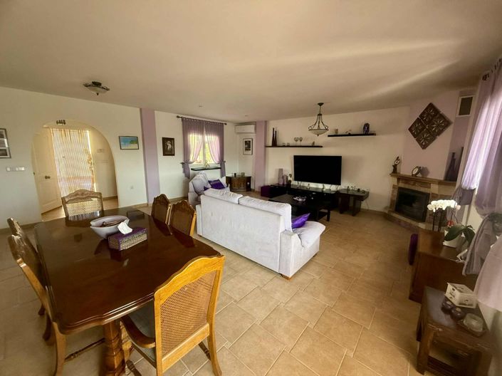 Image No.7-Villa de 3 chambres à vendre à Almoradí