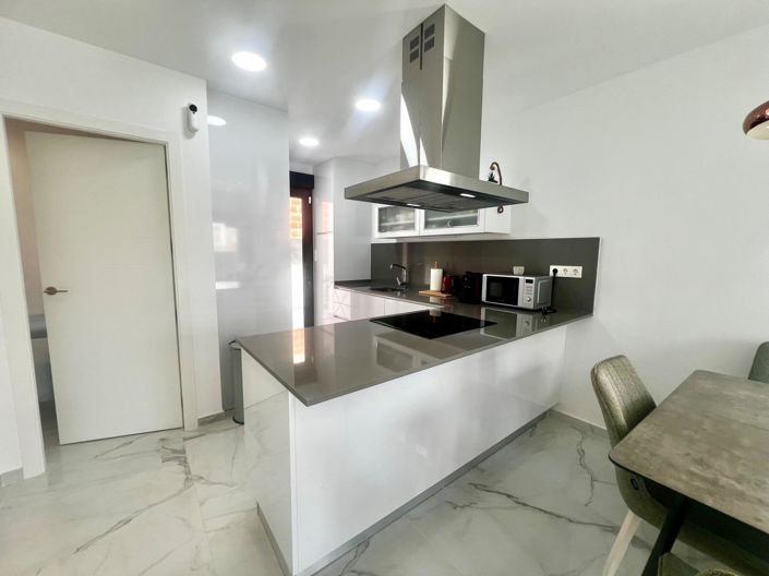 Image No.7-3 Bed Villa for sale