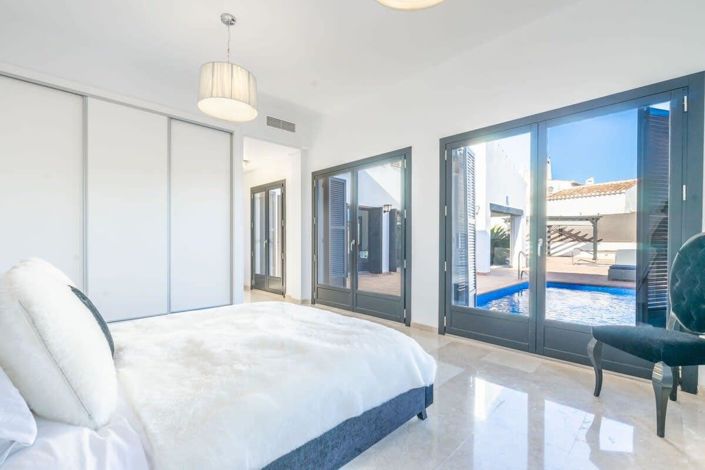 Image No.24-5 Bed Villa for sale