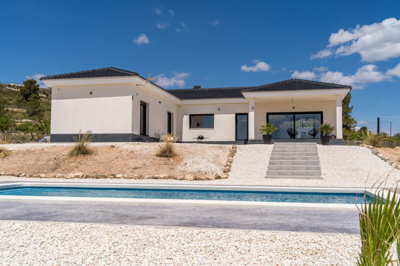 29615-villa-for-sale-in-pinoso-1811309-large