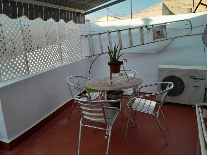 Image No.1-2 Bed Townhouse for sale
