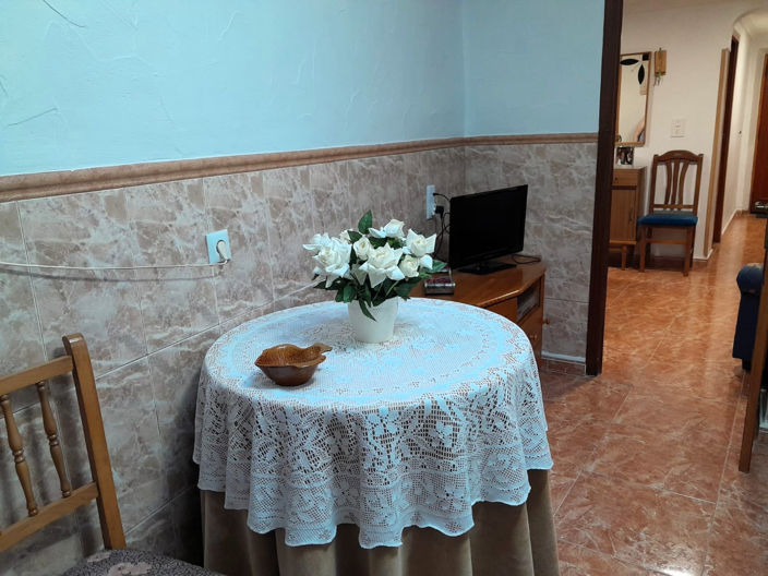 Image No.17-2 Bed Townhouse for sale