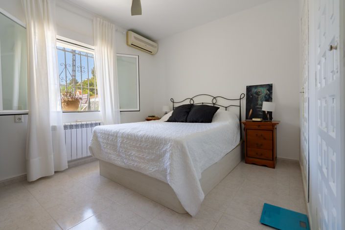 Image No.17-4 Bed Villa for sale