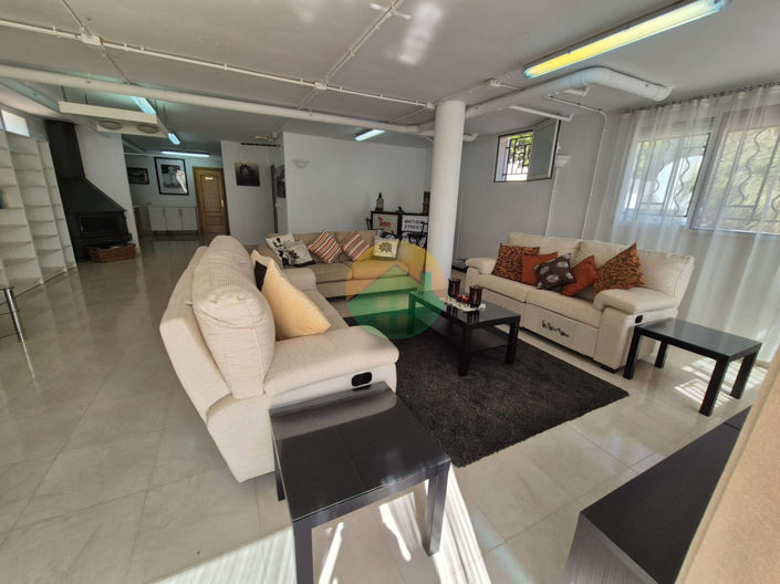 Image No.15-4 Bed Villa for sale