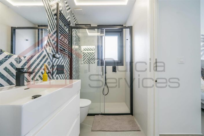 Image No.24-4 Bed Villa for sale