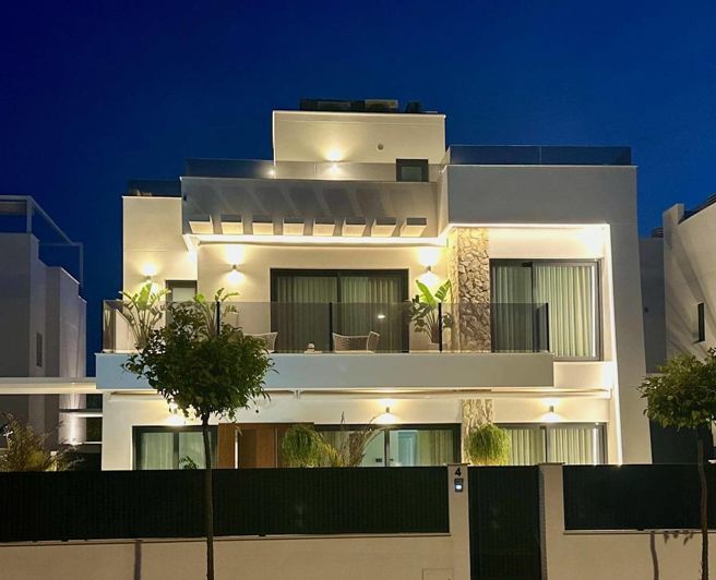 Image No.33-4 Bed Villa for sale