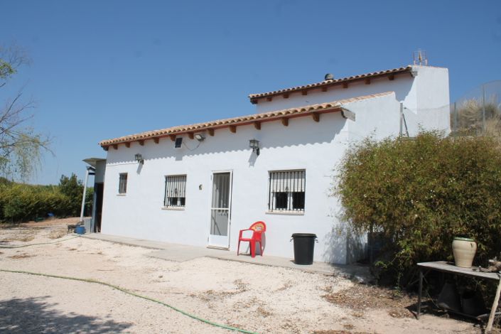 Image No.1-4 Bed Country House for sale
