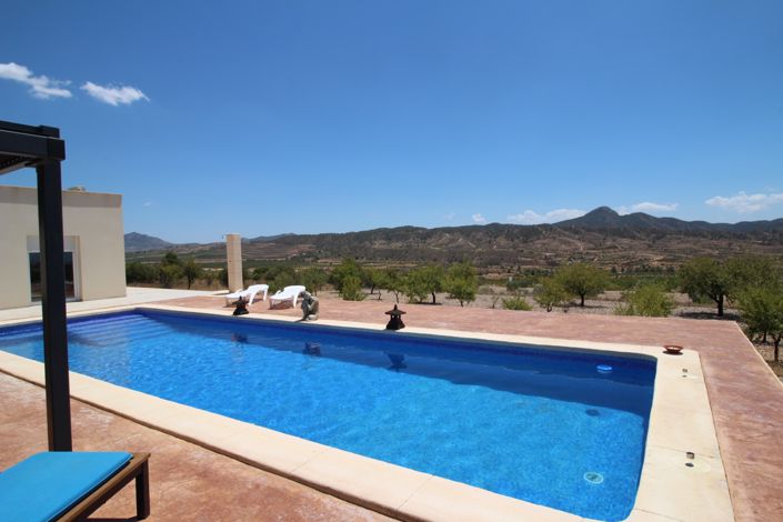 Image No.4-4 Bed Villa for sale