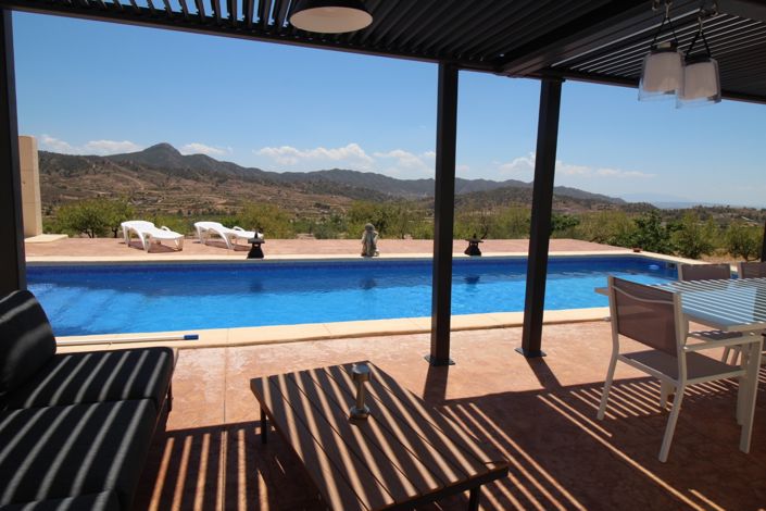 Image No.8-4 Bed Villa for sale