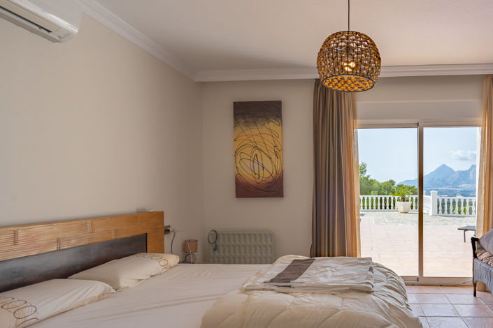 Image No.23-4 Bed Villa for sale